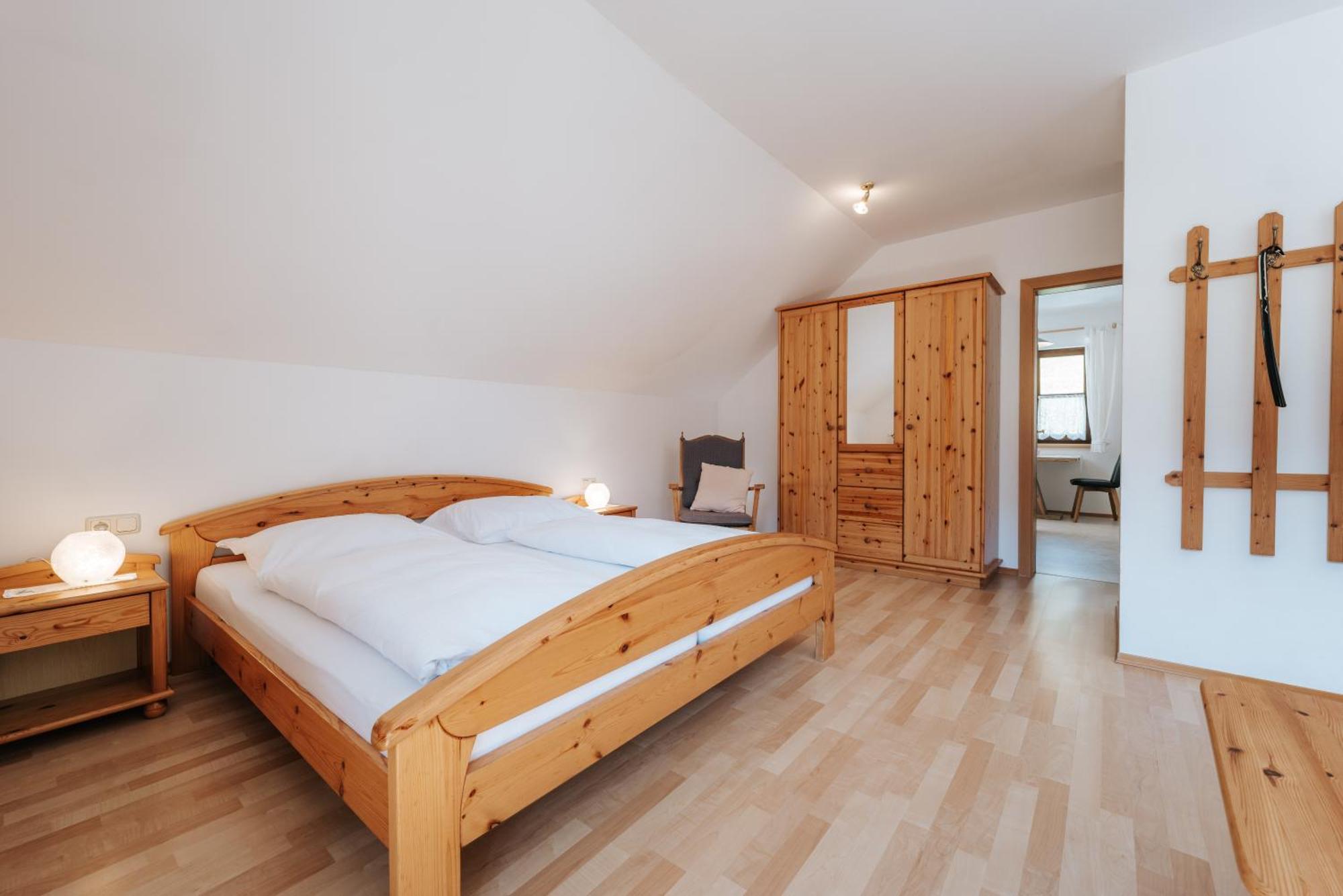 Ferienwohnung Syen Grundlsee Pokoj fotografie